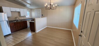 6032 Cresenda Ave in Stockton, CA - Building Photo