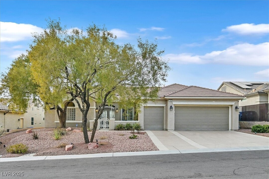 2309 Little Bighorn Dr in Henderson, NV - Building Photo