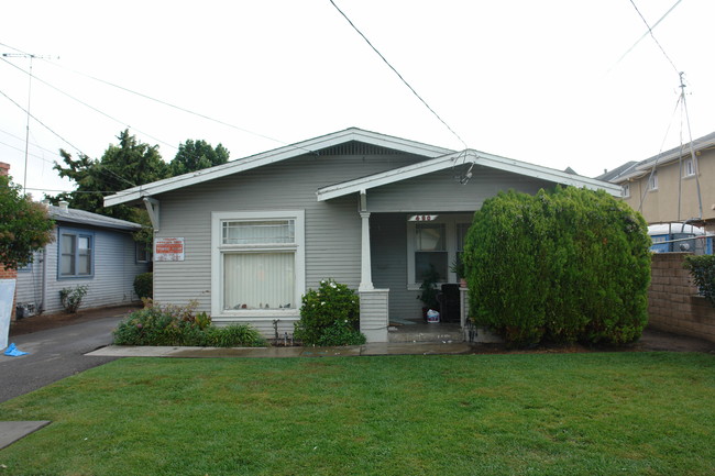 490 Page St in San Jose, CA - Foto de edificio - Building Photo