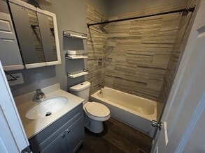 1725 11th Ave in Oakland, CA - Building Photo - Building Photo