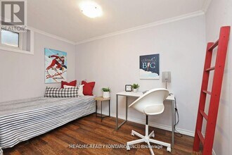 130 Edmonton Dr in Toronto, ON - Building Photo - Building Photo