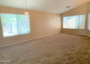 8162 W Pontiac Dr in Peoria, AZ - Building Photo - Building Photo