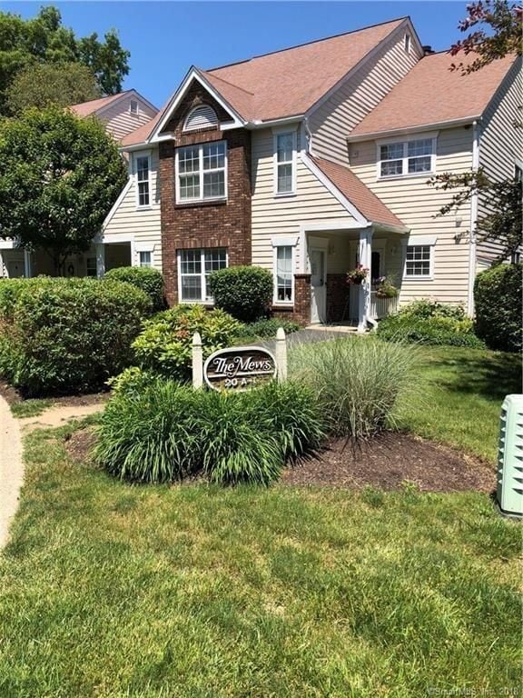 20 Janet Cir, Unit 20k in Bridgeport, CT - Foto de edificio - Building Photo