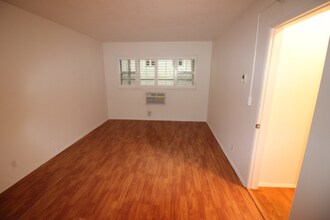 8455 Fountain Ave in West Hollywood, CA - Building Photo - Building Photo