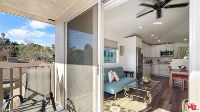 116 S Glenroy Ave in Los Angeles, CA - Building Photo - Building Photo