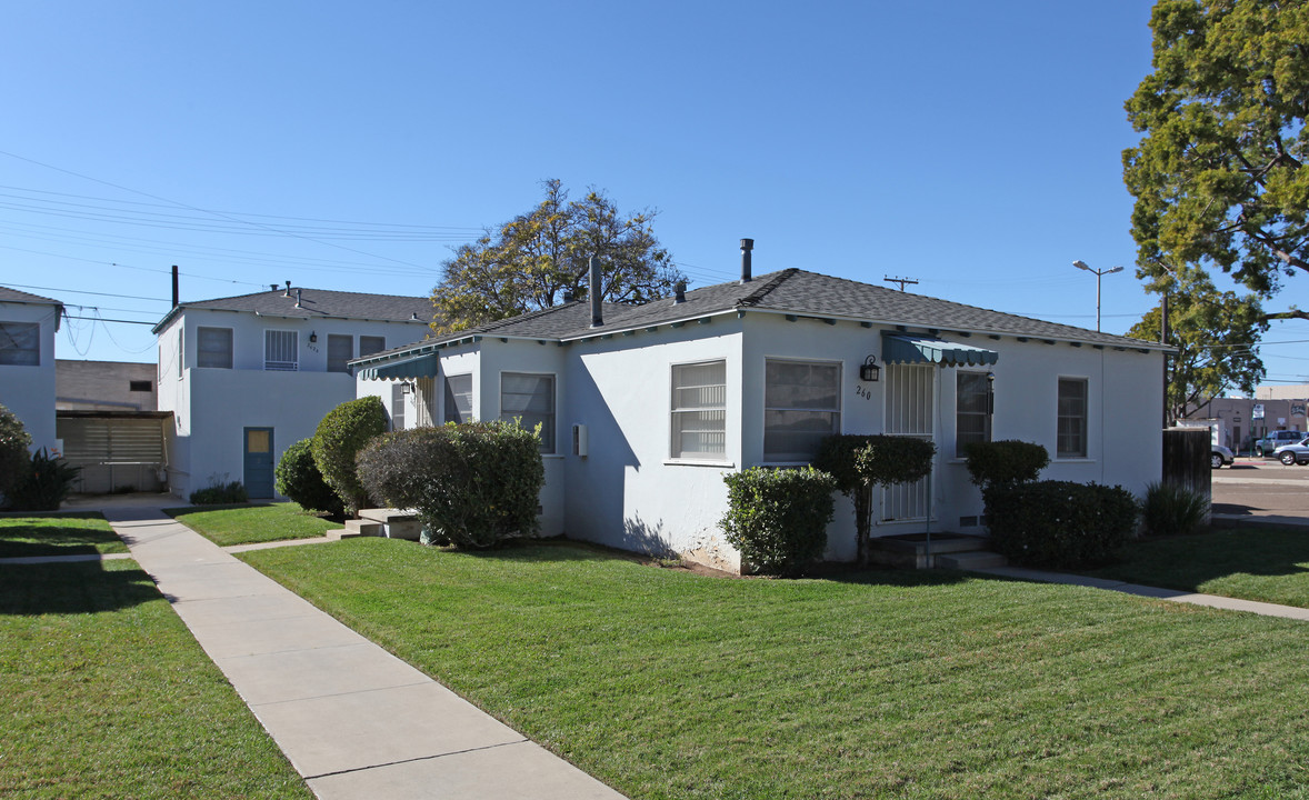 260-266 Church Ave in Chula Vista, CA - Building Photo