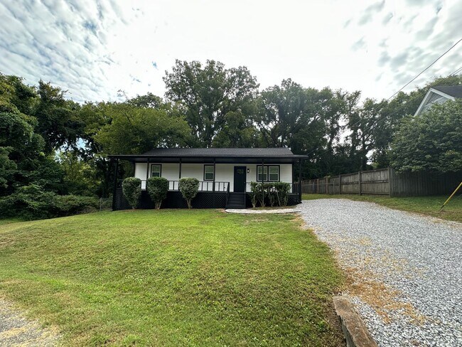 property at 414 Hollywood Dr