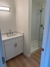 120 Creekwood Dr, Unit 103 in Wilder, KY - Building Photo - Building Photo