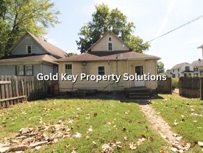 412 Hst W 10th St in Anderson, IN - Building Photo - Building Photo