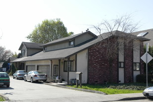 460 Harris Rd Apartments