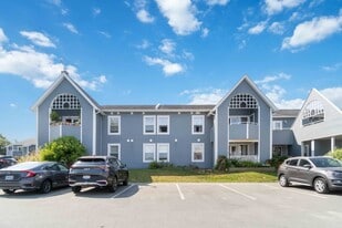 7 Brookdale Ct in Dartmouth, NS - Building Photo