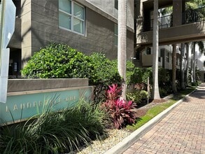 2401 NE 65th St in Fort Lauderdale, FL - Building Photo - Building Photo