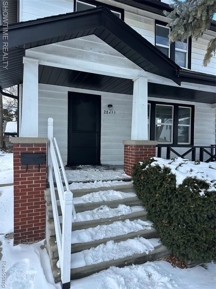 28455 Melvin St in Roseville, MI - Foto de edificio - Building Photo