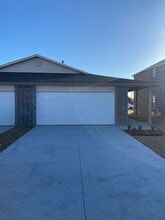 9522 Black Tail Cir in Yukon, OK - Building Photo - Building Photo