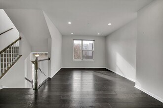 29W710 Everton Dr in Warrenville, IL - Building Photo - Building Photo