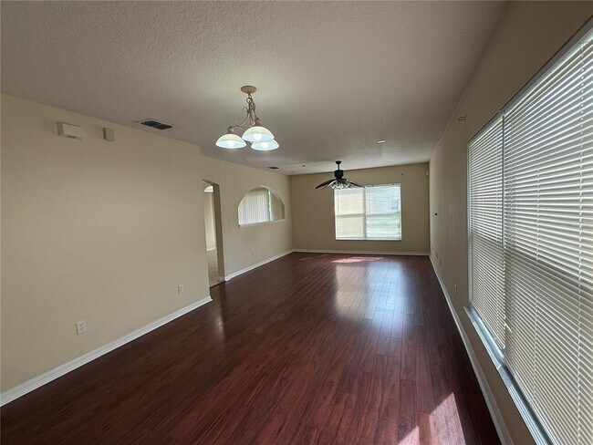 1933 Portcastle Cir in Winter Garden, FL - Building Photo - Building Photo