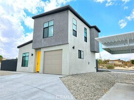 5967 Bagley Ave in Twentynine Palms, CA - Building Photo