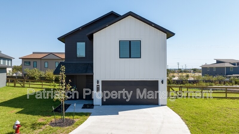 3002 Alpha Wolf Ct in College Station, TX - Building Photo