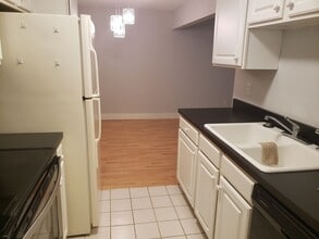 4407 Wilshire Blvd in Mound, MN - Foto de edificio - Building Photo