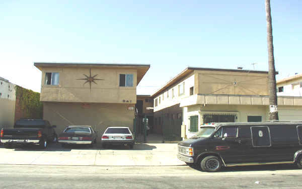 841 W 165th Pl in Gardena, CA - Foto de edificio