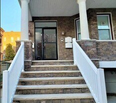 6 50th St in Weehawken, NJ - Building Photo