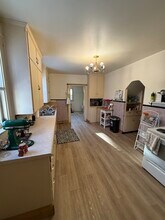 1026 Oxford Ave, Unit 1 in Eau Claire, WI - Building Photo - Building Photo