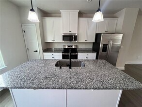1708 Bounty Reach in Chesapeake, VA - Building Photo - Building Photo