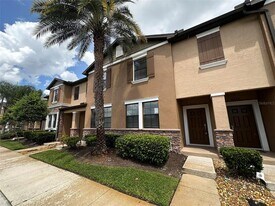 4350 Fennwood Ct in Zephyrhills, FL - Building Photo