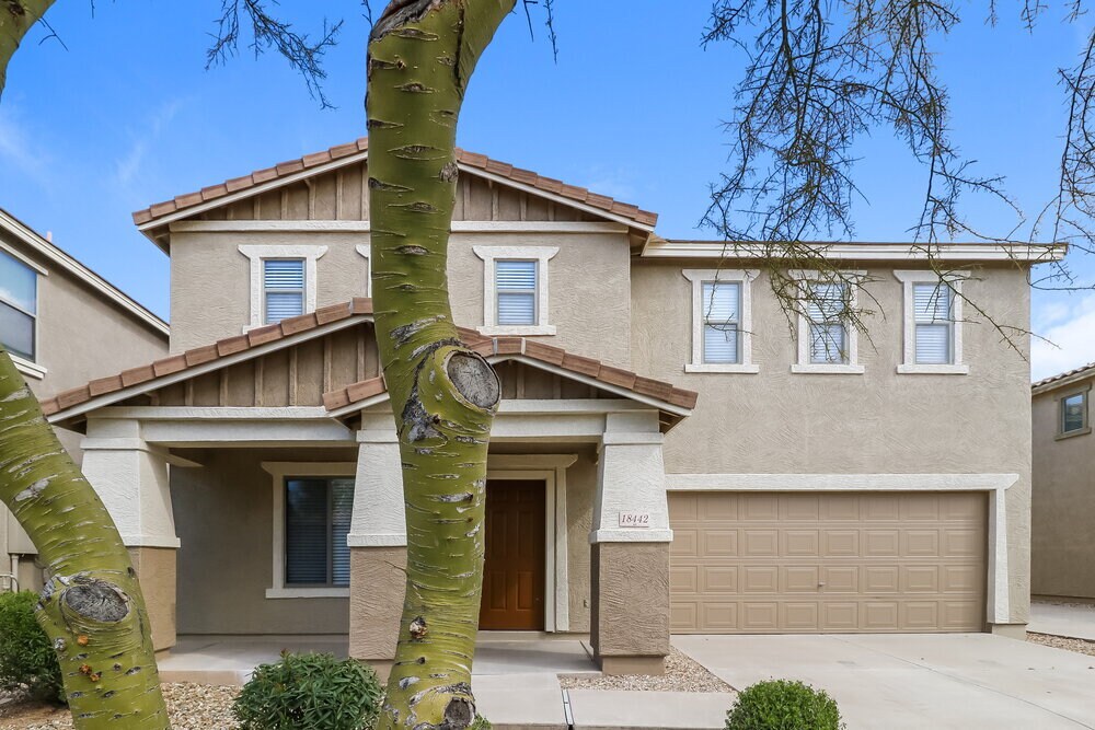 18442 W Dawn Dr in Surprise, AZ - Building Photo