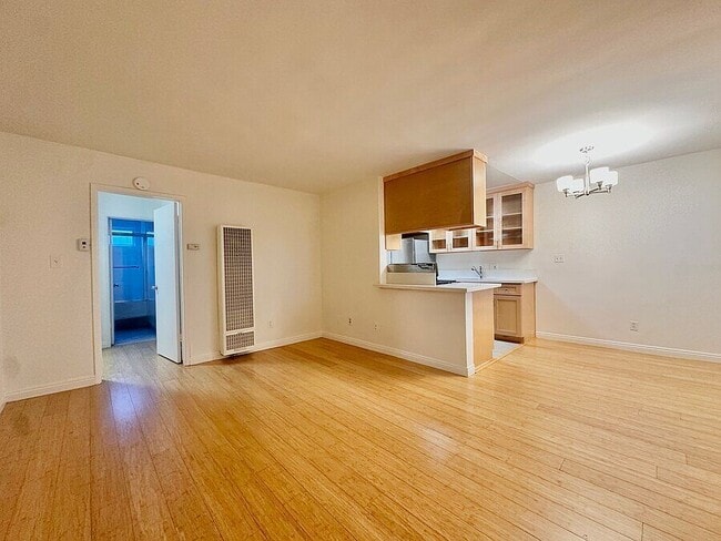 23 Thornton Ave in Los Angeles, CA - Building Photo - Building Photo