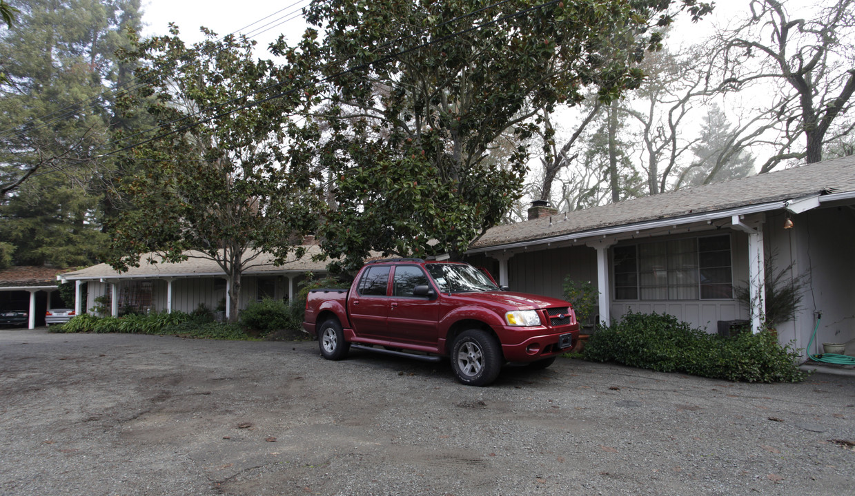 3643-3647 Walnut St in Lafayette, CA - Building Photo