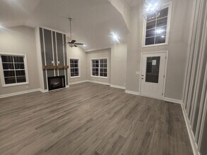 3617 Westlake Dr in Clarksville, TN - Building Photo - Building Photo