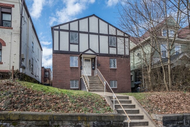 3551 California Ave, Unit Condo unit 1 in Pittsburgh, PA - Building Photo - Building Photo