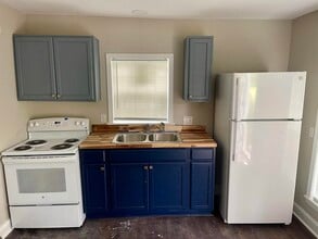 609 S Lilly St in Blytheville, AR - Building Photo - Building Photo