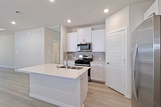 2611 Cactus Rnch Ln in Crosby, TX - Building Photo - Building Photo