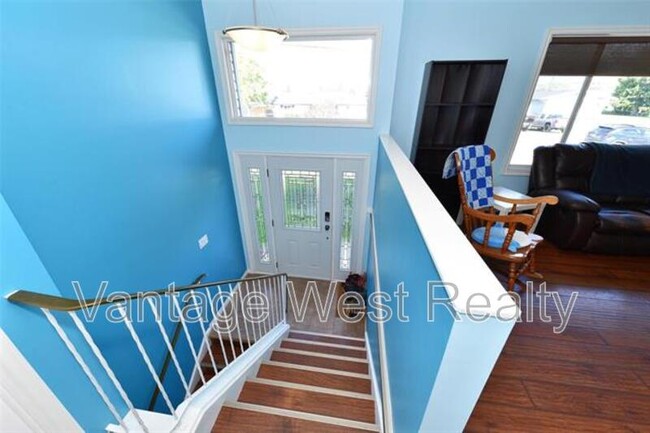 735 Belgo Rd in Kelowna, BC - Building Photo - Building Photo