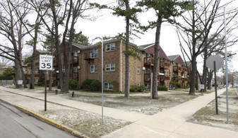 1005 Forest Ave Apartments