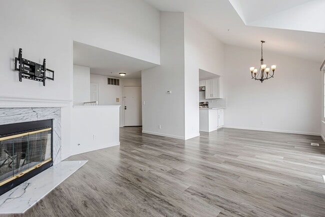 361 Michelle Ln in Daly City, CA - Building Photo - Building Photo