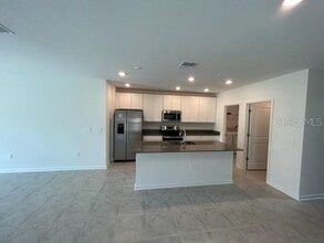 949 Jackson Ave in Davenport, FL - Building Photo - Building Photo