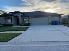 1341 Flaxwood Ave in Brandon, FL - Building Photo - Building Photo