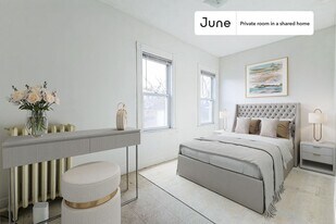 Room in Shared 5 bed/1 bath home in Cambridge, MA - Building Photo