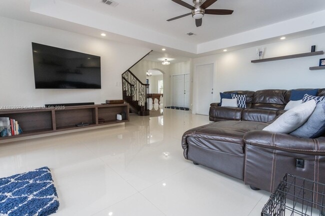 12716 SW 136th Terrace in Miami, FL - Building Photo - Building Photo