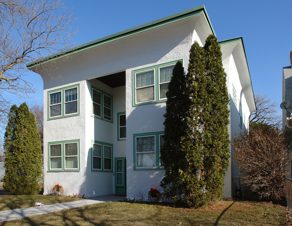 1665 Dayton Ave in St. Paul, MN - Building Photo