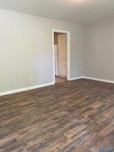 2611 Hilltop Terrace NW in Huntsville, AL - Building Photo - Building Photo