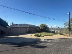 2633 Rim Rd in San Pablo, CA - Building Photo