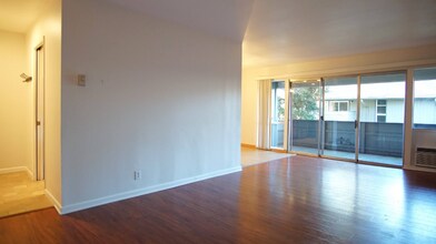 150 Saratoga Ave, Unit 348 in Santa Clara, CA - Building Photo - Building Photo