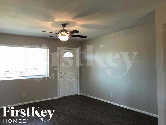 1021 E Millett Ave in Mesa, AZ - Building Photo - Building Photo