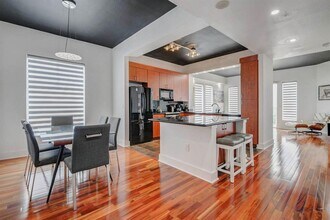 3505 Sage Rd in Houston, TX - Building Photo - Building Photo