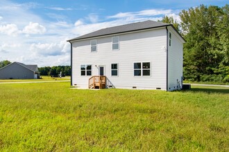 84 Avery Mdws Dr in Smithfield, NC - Building Photo - Building Photo