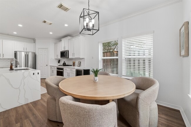 66 S Longsford Cir in Spring, TX - Building Photo - Building Photo